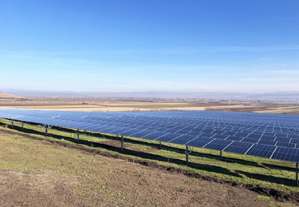 追光同行路，歐洲新里程 | 上能電氣助力羅馬尼亞Glodeni光伏電站順利并網(wǎng)